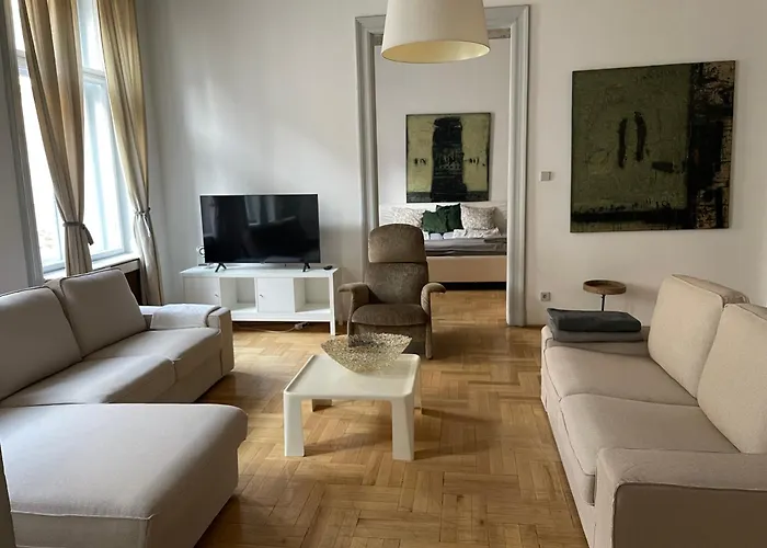 Appartement Beautiful 3 Bedroom In 7th District *